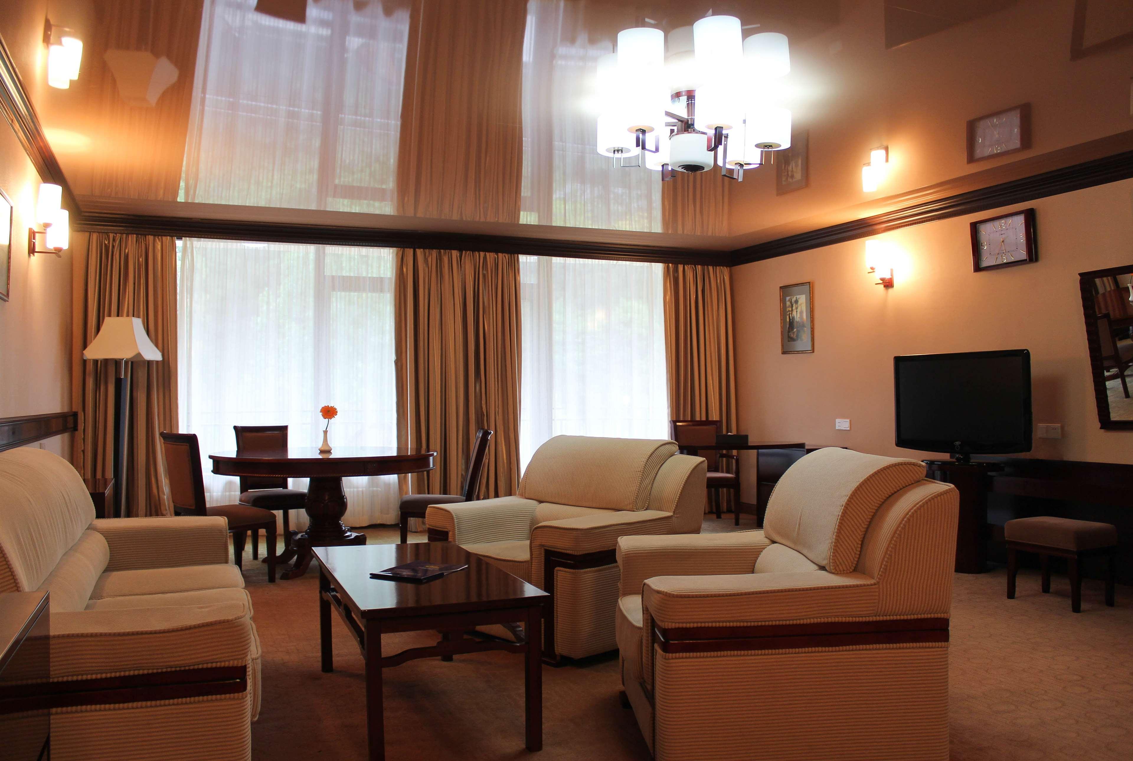 Best Western Plus Paradise Hotel Dilijan Værelse billede